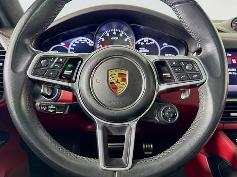 Used 2022 Porsche Cayenne GTS AWD/4WD image 45