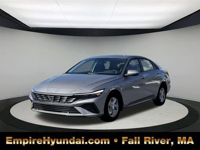 New 2026 Hyundai Elantra SE