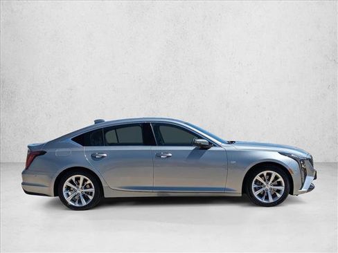 Used 2025 Cadillac CT5 Premium Luxury RWD image 4