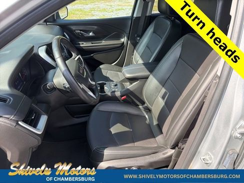 Used 2022 GMC Terrain SLT image 18