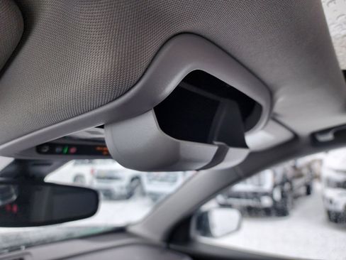 Used 2023 GMC Terrain SLE w/ Driver Convenience Package image 52