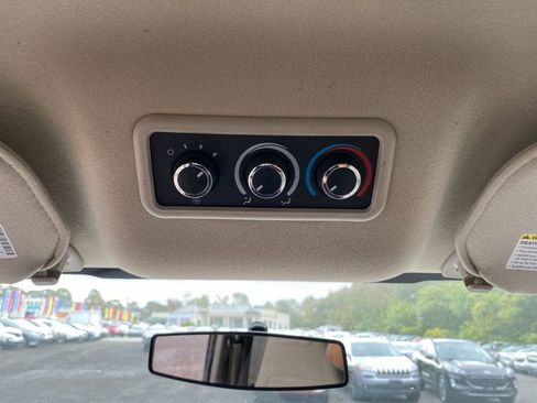 Used 2017 Chevrolet Express 3500 LT w/ LT Preferred Equipment Group image 27