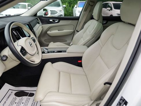 Used 2023 Volvo XC60 T8 Ultimate w/ Climate Package AWD/4WD image 22