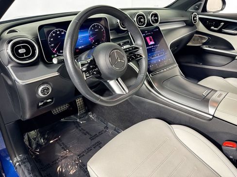 Used 2024 Mercedes-Benz C 300 Sedan image 9