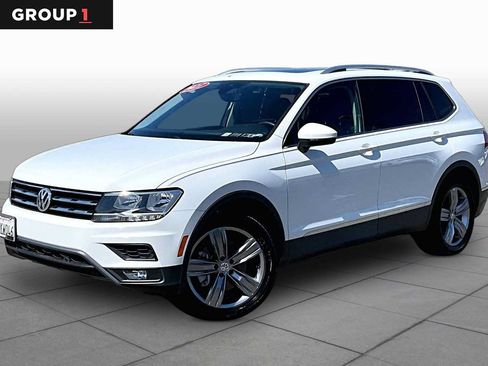 Used 2021 Volkswagen Tiguan SEL FWD image 1