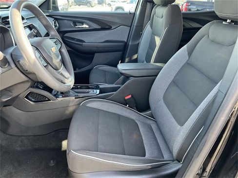 Certified 2021 Chevrolet TrailBlazer LT w/ Convenience Package image 13