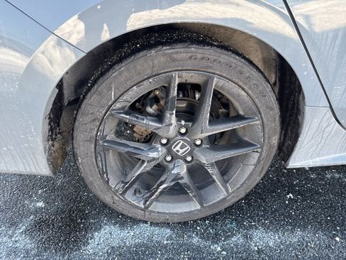 Certified 2022 Honda Civic Sport image 25