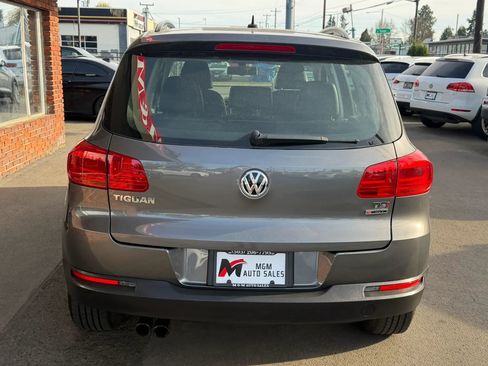 Used 2016 Volkswagen Tiguan S AWD/4WD image 4