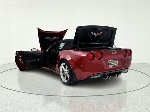 Used 2010 Chevrolet Corvette Grand Sport w/ Preferred Equipment Group RWD image 12