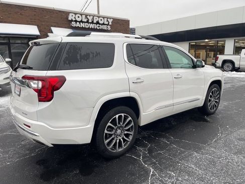 Used 2021 GMC Acadia Denali w/ Denali Technology Package image 6