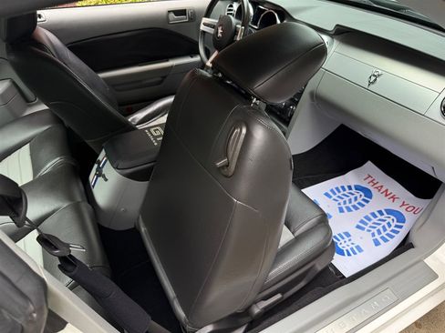Used 2009 Ford Mustang GT image 61