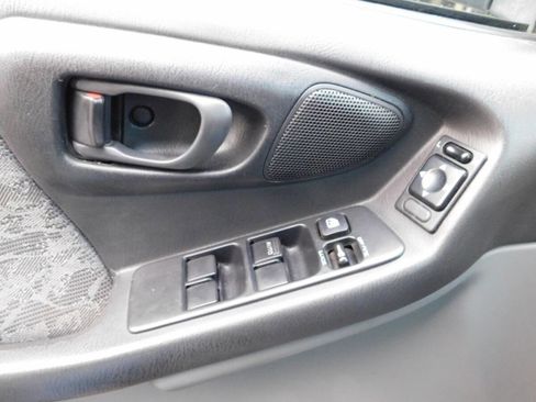 Used 1999 Subaru Forester L image 13