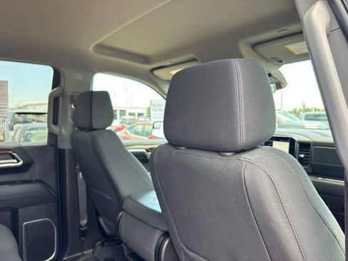 Used 2024 Chevrolet Silverado 1500 LT AWD/4WD image 36