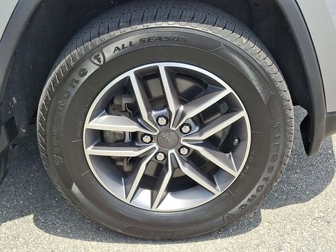 Used 2021 Jeep Grand Cherokee Limited w/ Trailer Tow Group IV AWD/4WD image 8