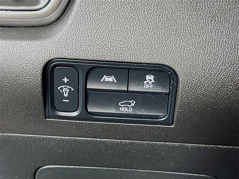 Used 2021 Kia Sorento EX w/ EX AWD X-Line Package image 21