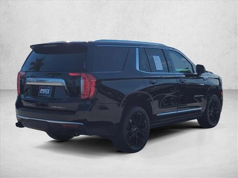 Used 2022 GMC Yukon Denali AWD/4WD image 2