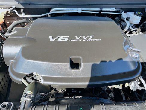 Used 2021 Chevrolet Colorado W/T w/ Custom Special Edition image 27