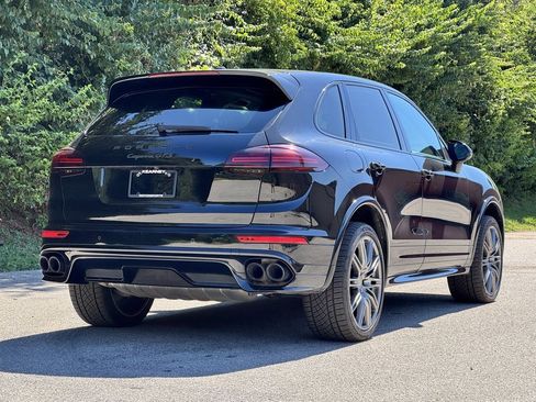 Used 2018 Porsche Cayenne GTS w/ Premium Package Plus image 5
