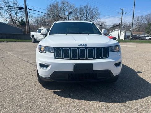 Used 2019 Jeep Grand Cherokee Laredo image 8