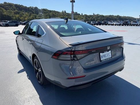 Certified 2025 Honda Accord Sport image 9