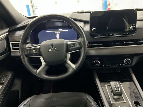 Used 2024 Mitsubishi Outlander Ralliart AWD/4WD image 11