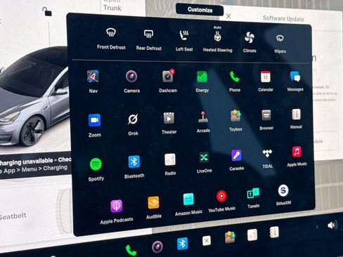 Used 2023 Tesla Model 3 Standard Range image 31