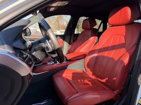 Used 2017 BMW X6 xDrive35i w/ M Sport Package image 12