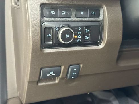 Used 2024 Ford F250 King Ranch w/ Chrome Package AWD/4WD image 36