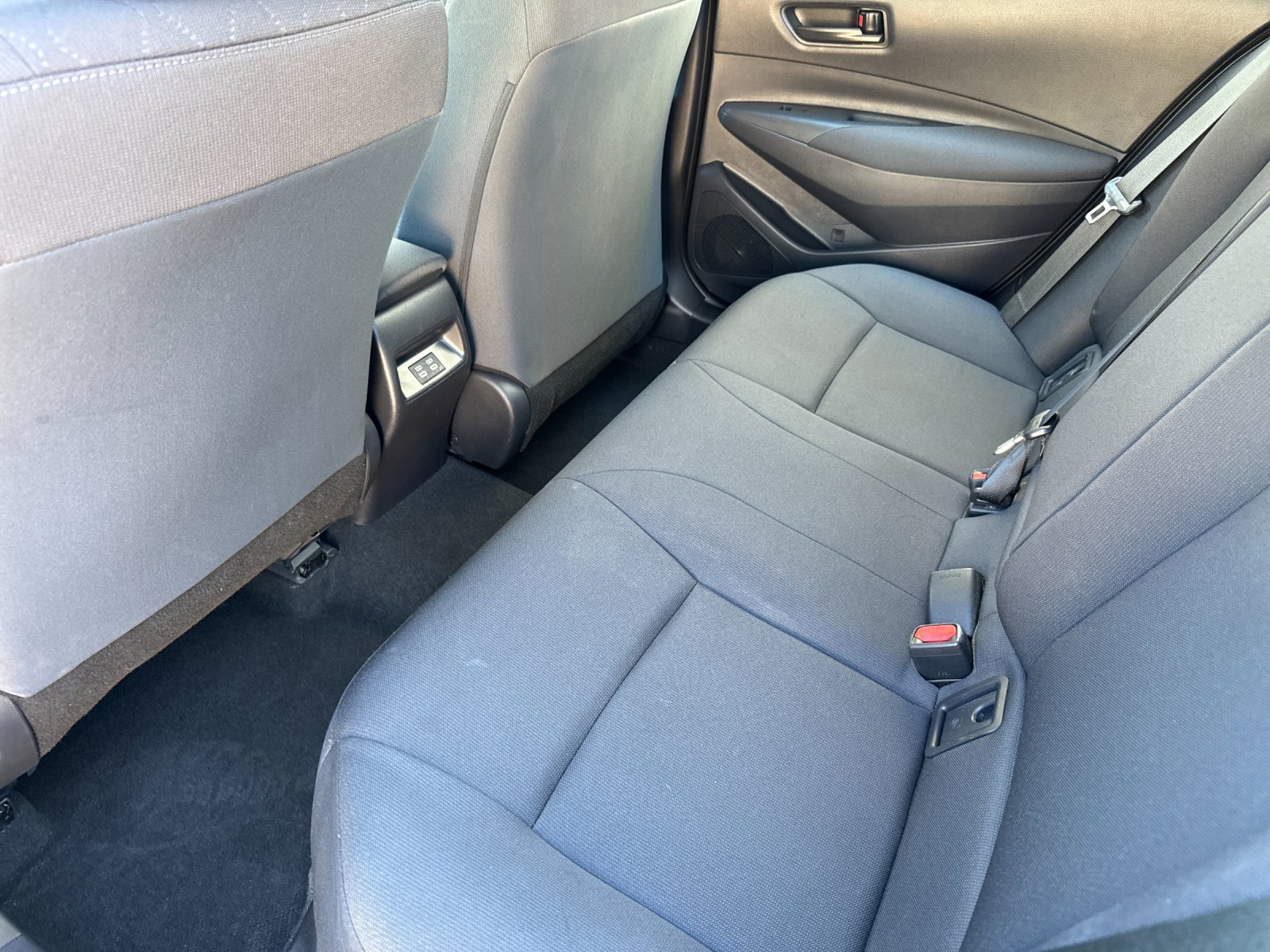 Certified 2025 Toyota Corolla LE FWD image 11