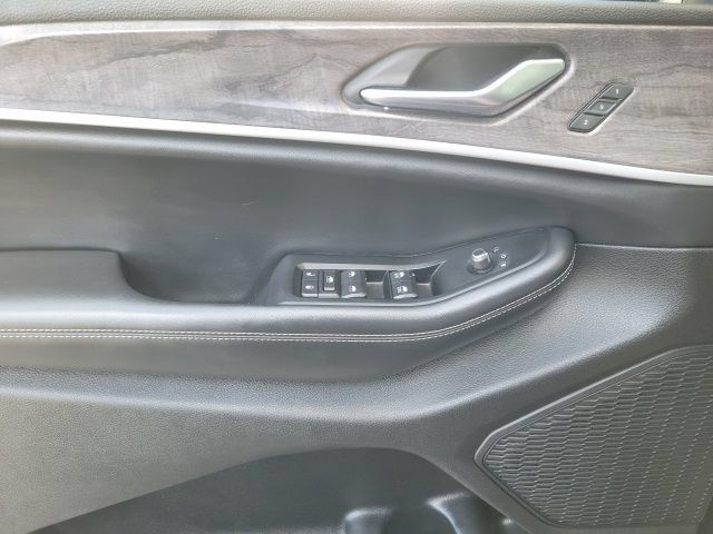 Used 2023 Jeep Grand Cherokee Limited RWD image 17