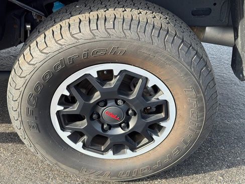 Certified 2024 Toyota Tacoma TRD Off-Road w/ TRD Off Road Premium Package AWD/4WD image 7