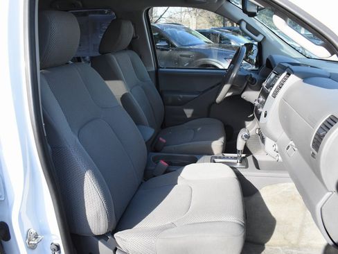 Used 2016 Nissan Frontier SV w/ SV Value Truck Package image 27