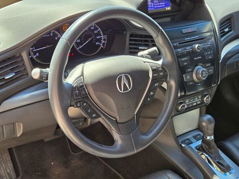 Used 2013 Acura ILX w/ Premium Package FWD image 9