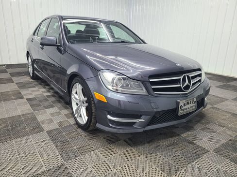 Used 2013 Mercedes-Benz C 300 4MATIC Sedan image 14