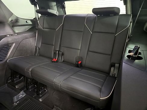 Used 2022 Cadillac Escalade Sport w/ Touring Package AWD/4WD image 12