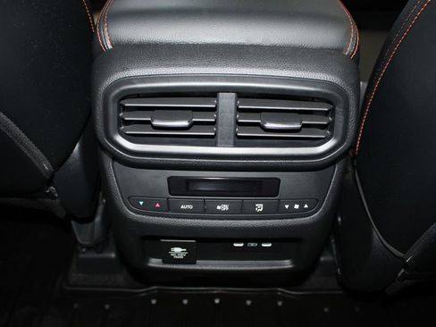 Certified 2025 Honda Pilot TrailSport image 20