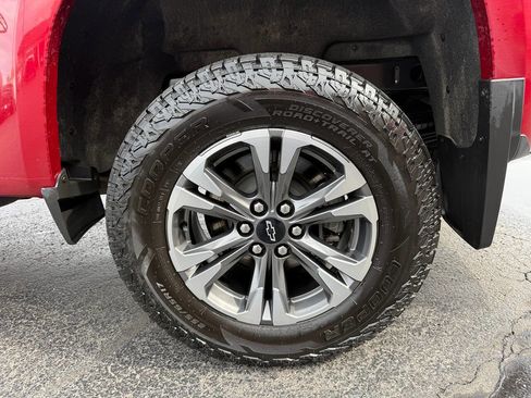 Used 2022 Chevrolet Colorado Z71 w/ Trail Boss Package image 10