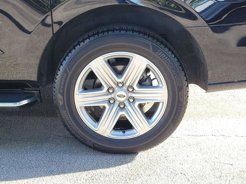 Used 2020 Ford Expedition Max XLT w/ Equipment Group 202A RWD image 5