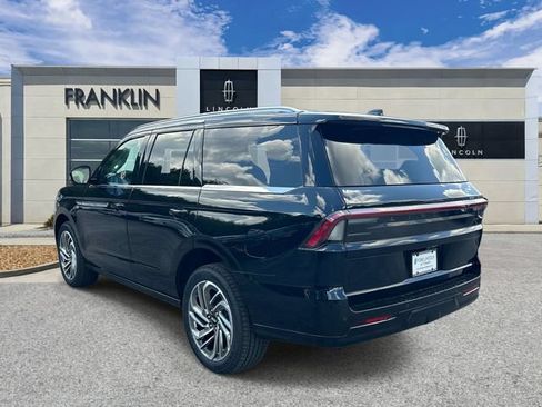 New 2027 Lincoln Navigator Reserve AWD/4WD image 5