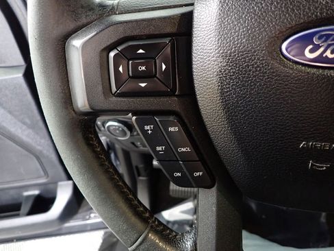 Used 2015 Ford F150 XLT w/ Equipment Group 302A Luxury image 26