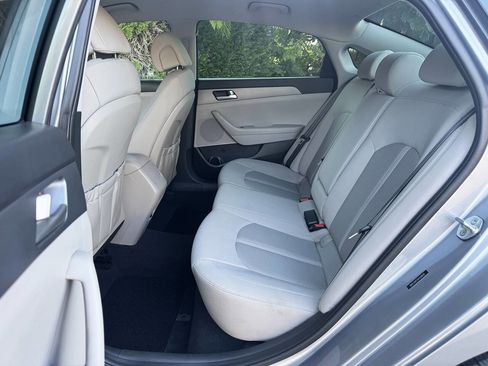 Used 2017 Hyundai Sonata SE image 13