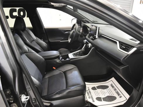 Used 2021 Toyota RAV4 XSE image 20