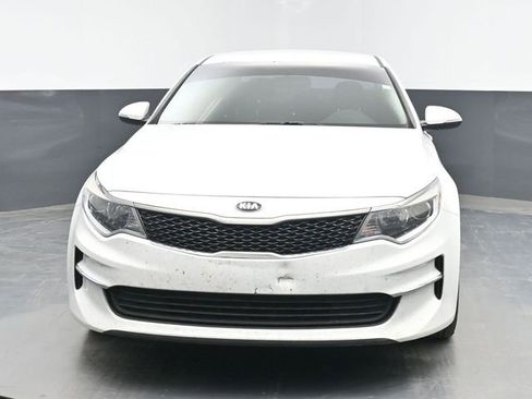 Used 2018 Kia Optima LX w/ Convenience Package image 3