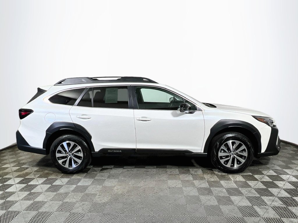Certified 2025 Subaru Outback Premium w/ Popular Package #1A AWD/4WD image 8