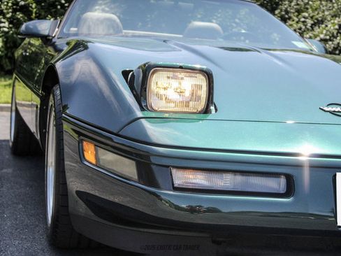 Used 1995 Chevrolet Corvette Convertible RWD image 57
