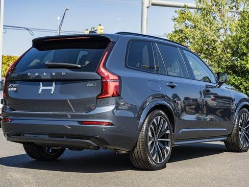 New 2026 Volvo XC90 B6 Ultra w/ Lounge Package image 4