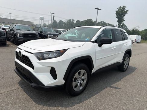 Used 2021 Toyota RAV4 LE AWD/4WD image 6