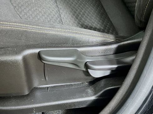 Used 2018 GMC Terrain SLE image 11