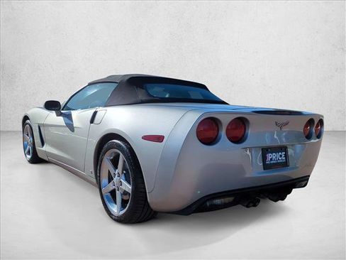Used 2006 Chevrolet Corvette Convertible w/ Preferred Equipment Group image 8