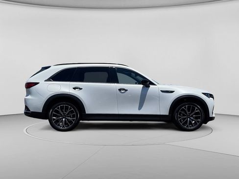 Certified 2025 MAZDA CX-70 Plug-In Hybrid w/ Premium Plus AWD/4WD image 33